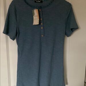 BTFMB Women's Blue Short Sleeve Top medium